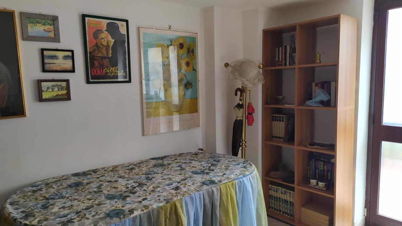 Desi Home Bolsena Luaran gambar
